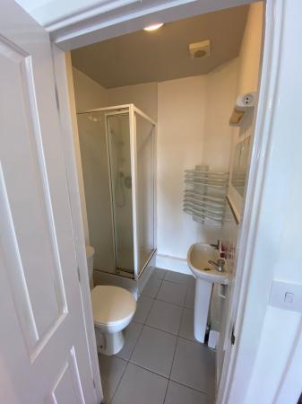 2 bedroom Flat to let in Northcroft Way, Erdington, Birmingham, B23