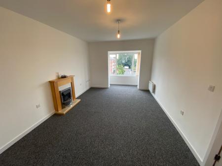 2 bedroom Flat to let in Northcroft Way, Erdington, Birmingham, B23