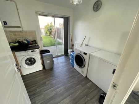 3 bedroom Semi-detached house to let in Cranwell Grove, Erdington, Birmingham, B24