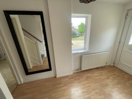 2 bedroom Terraced House to let in Trenchard Close, Birmingham, B75