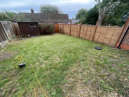 2 bedroom Terraced House to let in Trenchard Close, Birmingham, B75