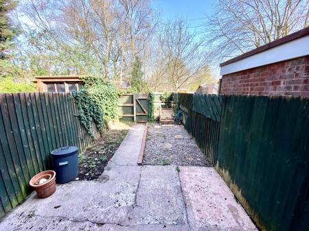 2 bedroom Terraced House to let in Poplar Avenue, Summer Road, Erdington, Birmingham, B23