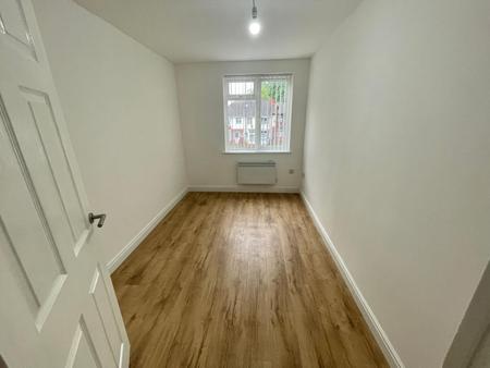 2 bedroom Flat to let in Kingsbury Road, Erdington, Birmingham, B24