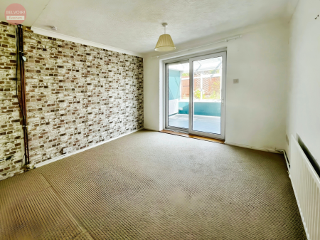 2 bedroom Detached bungalow for sale in Rowan Close, Evesham, WR11