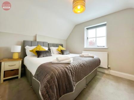 2 bedroom Cottage to let in Gloucester Street, Winchcombe, GL54