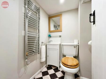 2 bedroom Cottage to let in Gloucester Street, Winchcombe, GL54