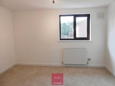 2 bedroom Terraced House to let in Forest Gate, Evesham, WR11