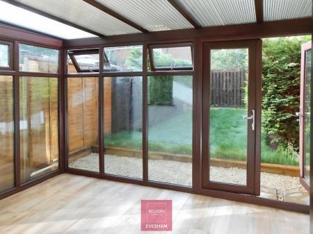 2 bedroom Terraced House to let in Forest Gate, Evesham, WR11