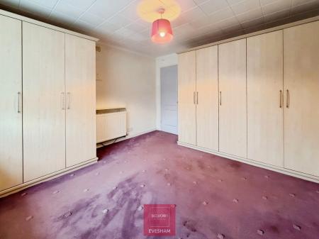 2 bedroom Semi-detached bungalow for sale in High Street, Honeybourne, WR11