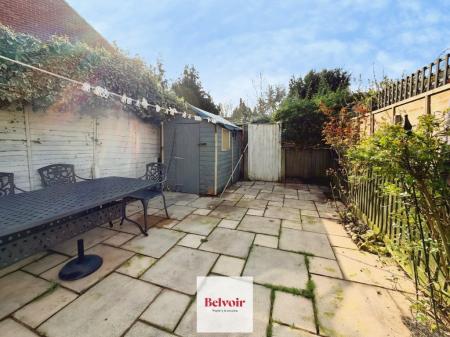 2 bedroom Terraced House for sale in Saxonbury, Evesham, WR11