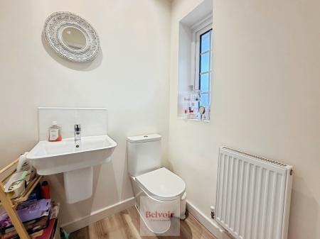 4 bedroom Detached house for sale in Taylor Gardens, Evesham, WR11