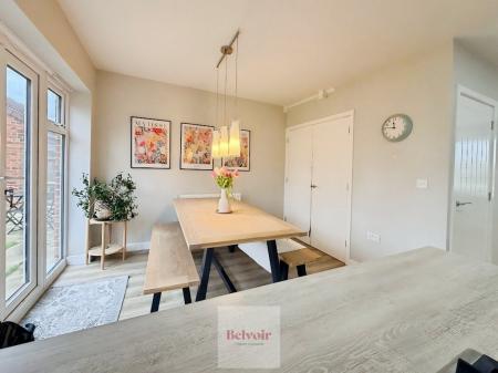4 bedroom Detached house for sale in Taylor Gardens, Evesham, WR11