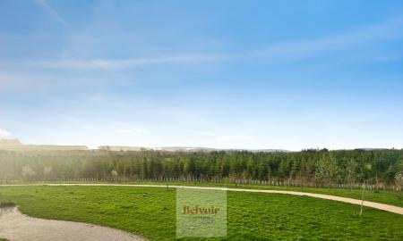 4 bedroom Detached house for sale in Taylor Gardens, Evesham, WR11