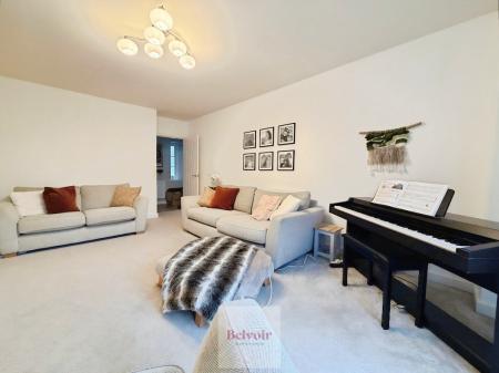 4 bedroom Detached house for sale in Taylor Gardens, Evesham, WR11