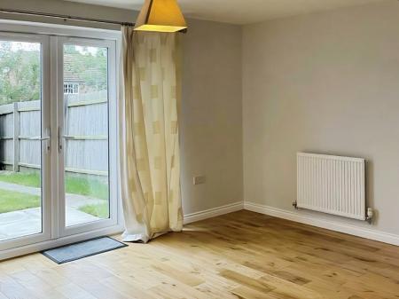 3 bedroom Semi-detached house to let in Codling Road, Evesham, WR11