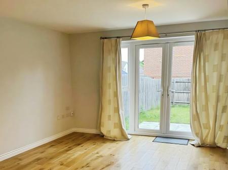 3 bedroom Semi-detached house to let in Codling Road, Evesham, WR11