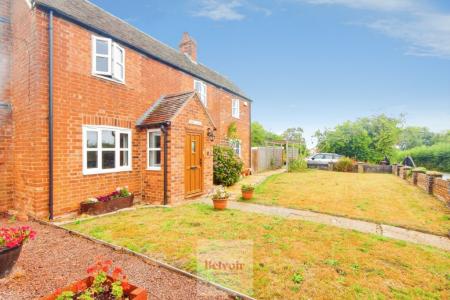 4 bedroom Detached house for sale in Hill End Road, Tewkesbury, GL20
