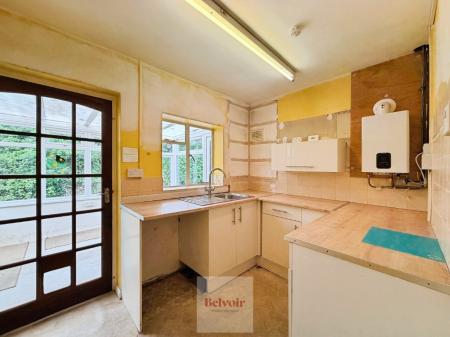 2 bedroom Bungalow for sale in Masters Close, Evesham, WR11