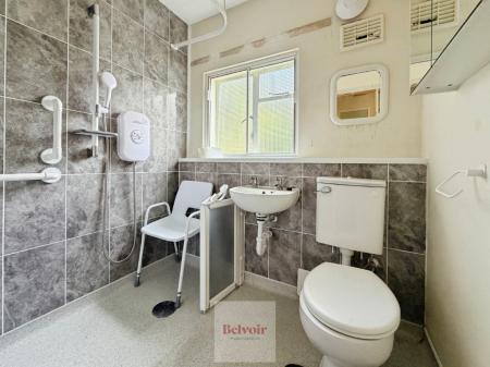 2 bedroom Bungalow for sale in Masters Close, Evesham, WR11
