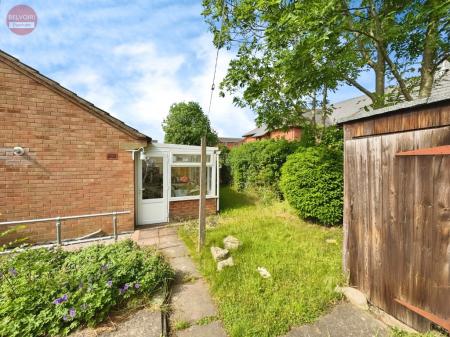 2 bedroom Bungalow for sale in Masters Close, Evesham, WR11