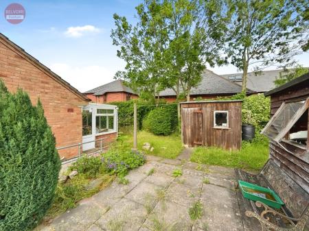 2 bedroom Bungalow for sale in Masters Close, Evesham, WR11