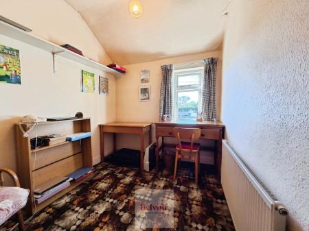 3 bedroom Terraced House for sale in High Street, Honeybourne, WR11