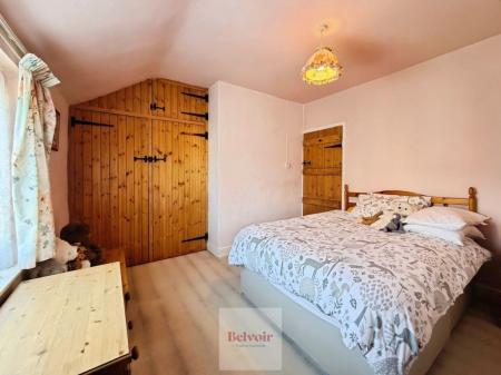 3 bedroom Terraced House for sale in High Street, Honeybourne, WR11