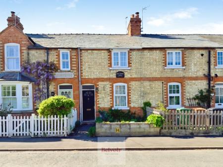 High Street, Honeybourne, WR11