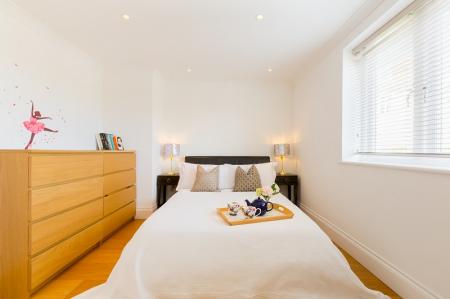 4 bedroom Detached house to let in Pershore Manor, Bridge St, Pershore, WR10