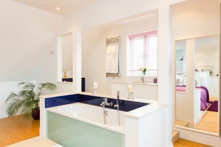 4 bedroom Detached house to let in Pershore Manor, Bridge St, Pershore, WR10