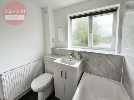 3 bedroom Semi-detached house to let in Sycamore Avenue, Evesham, WR11