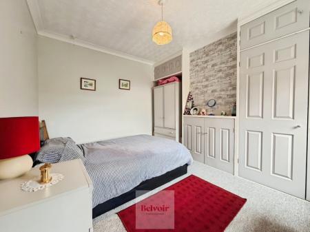 3 bedroom Terraced House for sale in Elm Road, Evesham, WR11