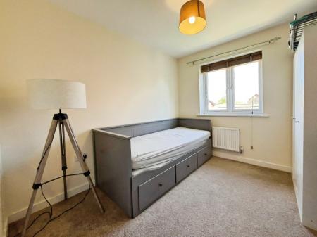 3 bedroom Terraced House for sale in Snaffle Way, Evesham, WR11