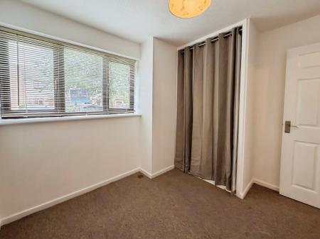 1 bedroom Flat to let in St Philips Drive, Evesham, WR11