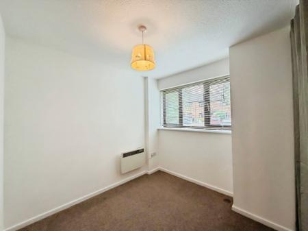 1 bedroom Flat to let in St Philips Drive, Evesham, WR11