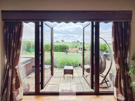 3 bedroom Semi-detached house for sale in Brookhouse Lane, Callow Hill, Redditch, B97