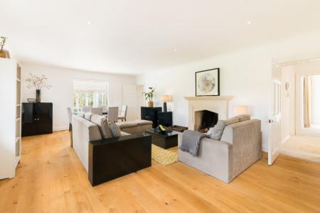 4 bedroom Apartment to let in Bridge St, Pershore, WR10