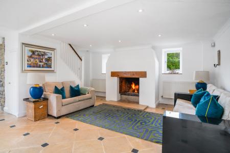 Station Road, Offenham - Worcestershire, WR11