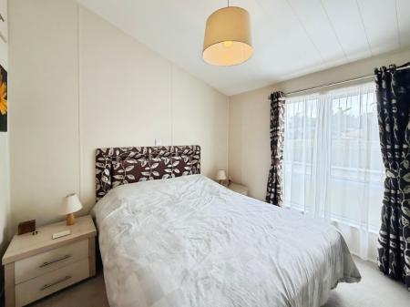 2 bedroom Lodge for sale in The Springs, Salters Lane, Fladbury, WR10