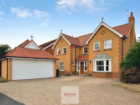 Prince Henrys Close, Greenhill, Evesham, WR11