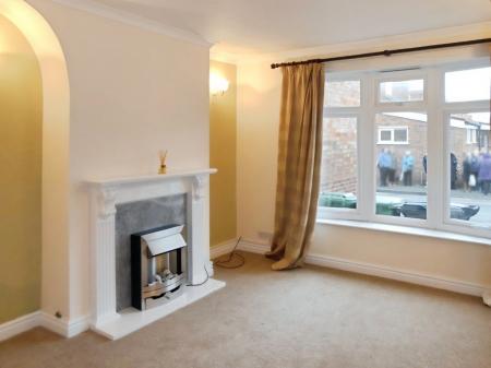 1 bedroom Ground floor maisonette to let in Briar Close, Evesham, WR11