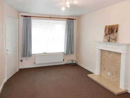 2 bedroom Semi-detached house to let in Badsey Lane, Evesham, WR11