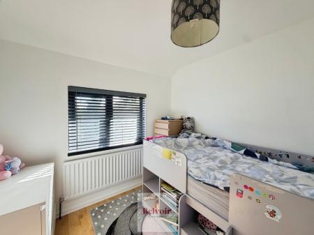 3 bedroom End of terrace house to let in Blakenhurst, Harvington, WR11