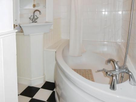 3 bedroom Terraced House to let in Greenhill House, 46 Greenhill, Evesham, WR11