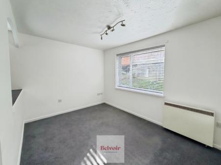 1 bedroom Flat to let in St Philips Drive, Evesham, WR11