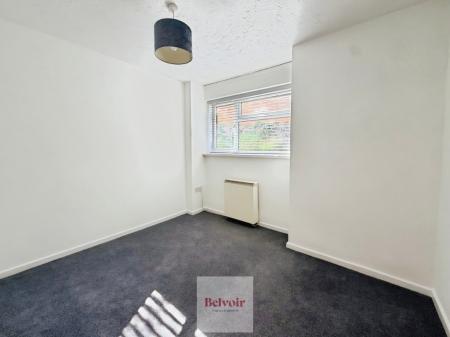 1 bedroom Flat to let in St Philips Drive, Evesham, WR11