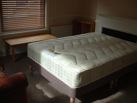 5 bedroom Terraced House to let in Culverland Road, Exeter, EX4