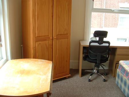 5 bedroom Terraced House to let in Culverland Road, Exeter, EX4