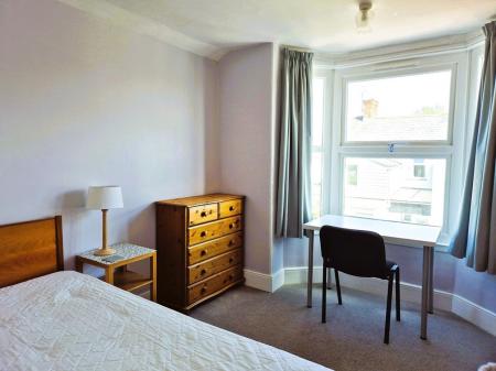 4 bedroom Terraced House to let in Danes Road, Exeter, EX4