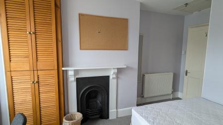 4 bedroom Terraced House to let in Danes Road, Exeter, EX4